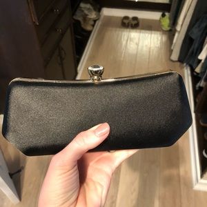 Belle Badgley Mischka clutch